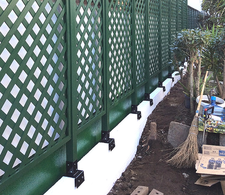 下部の同色塗装