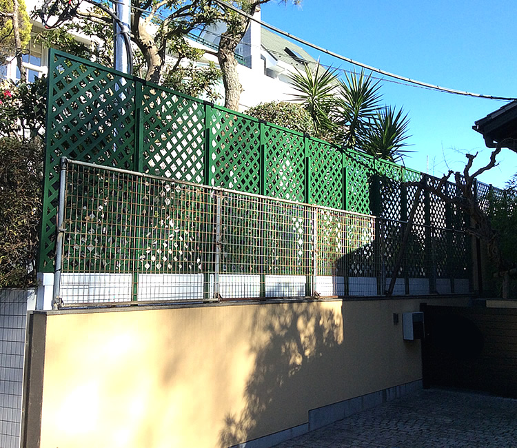 設置後の裏側風景